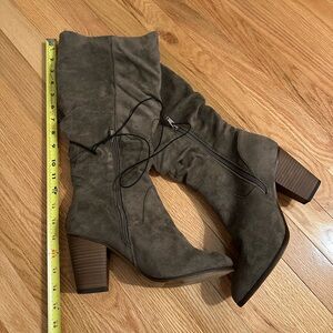 NWOT Heeled Target Suede Boots